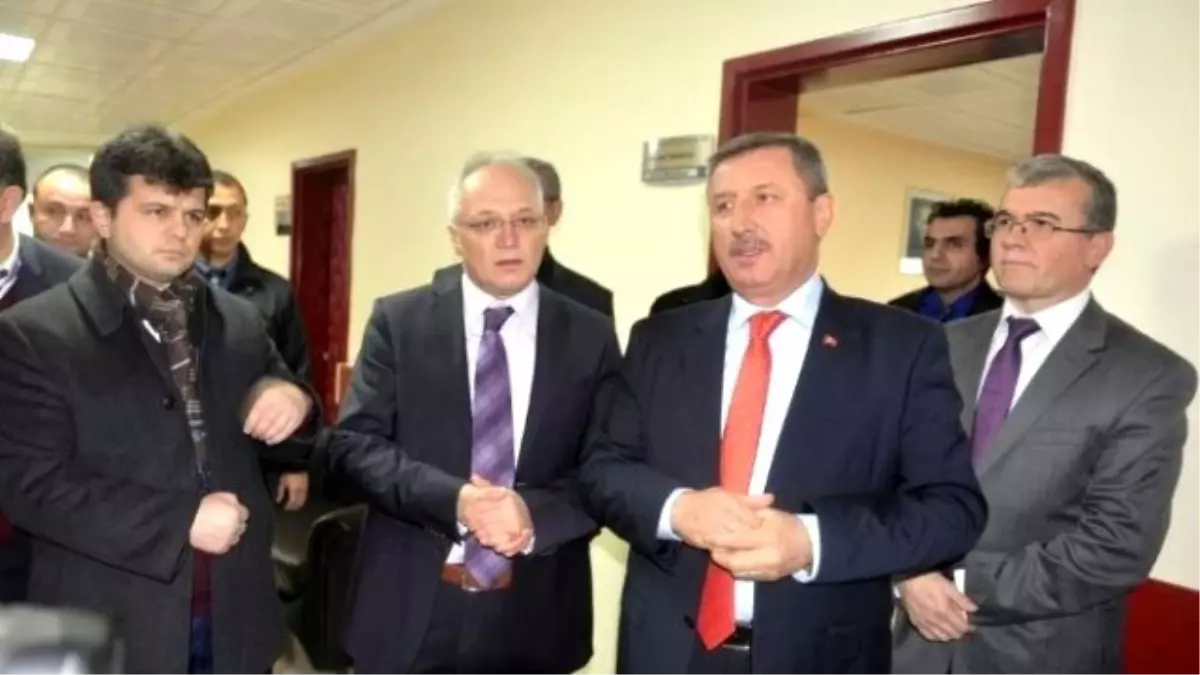 Vali\'den \'Domuz Gribi\' Açıklaması