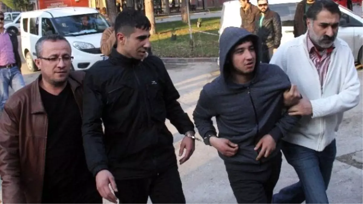 Arkadaşları Öldürülen Hırsız Zanlıları Adliyeye Sevk Edildi