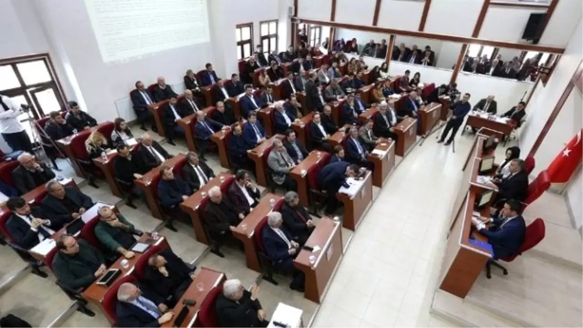 Büyükşehir Meclisi Pazartesi Toplanıyor
