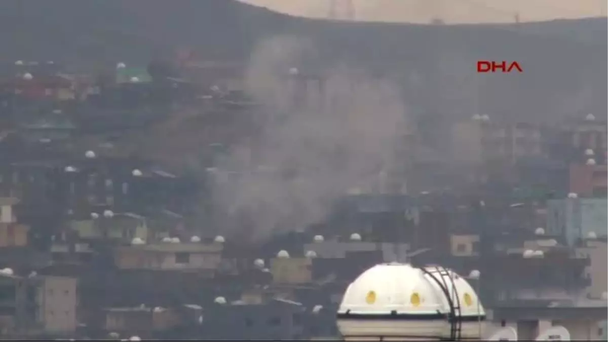 Cizre ve Silopi\'de Operasyon Da, Kaçışlar da Sürüyor