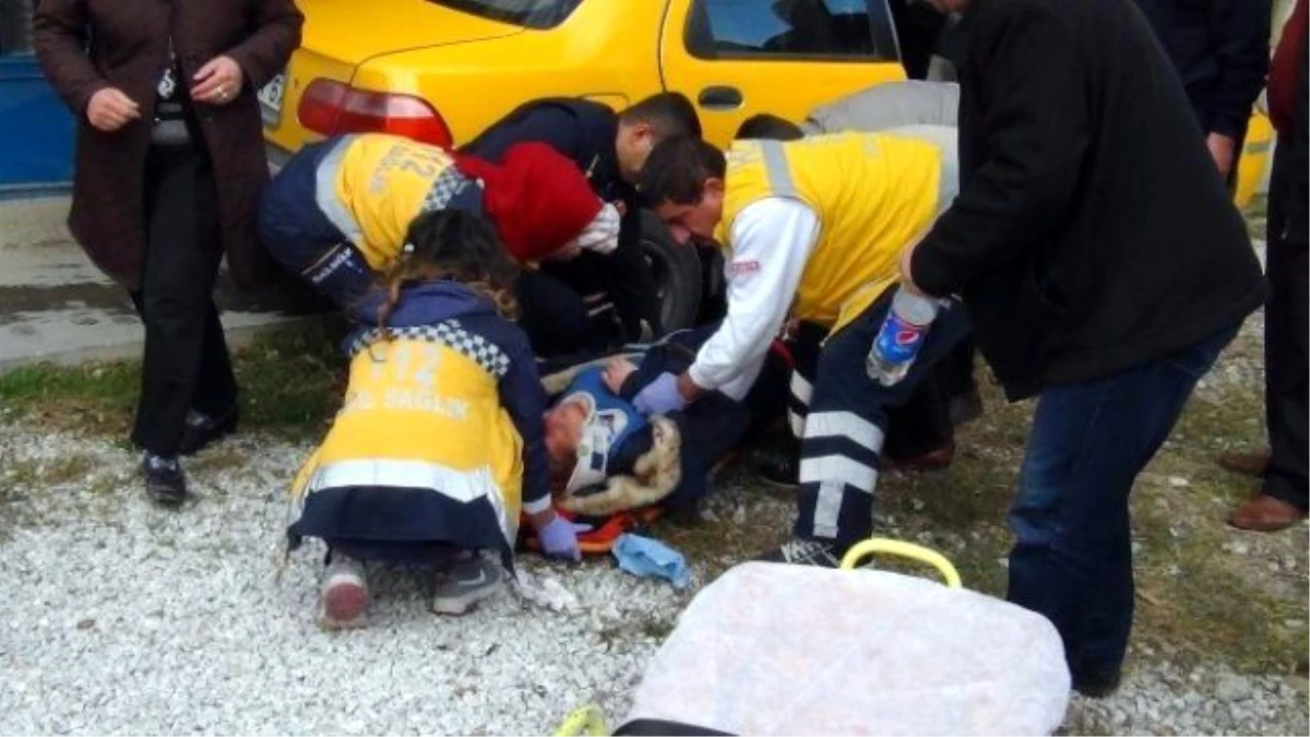 Ereğli\'de Trafik Kazası: Dört Yaralı