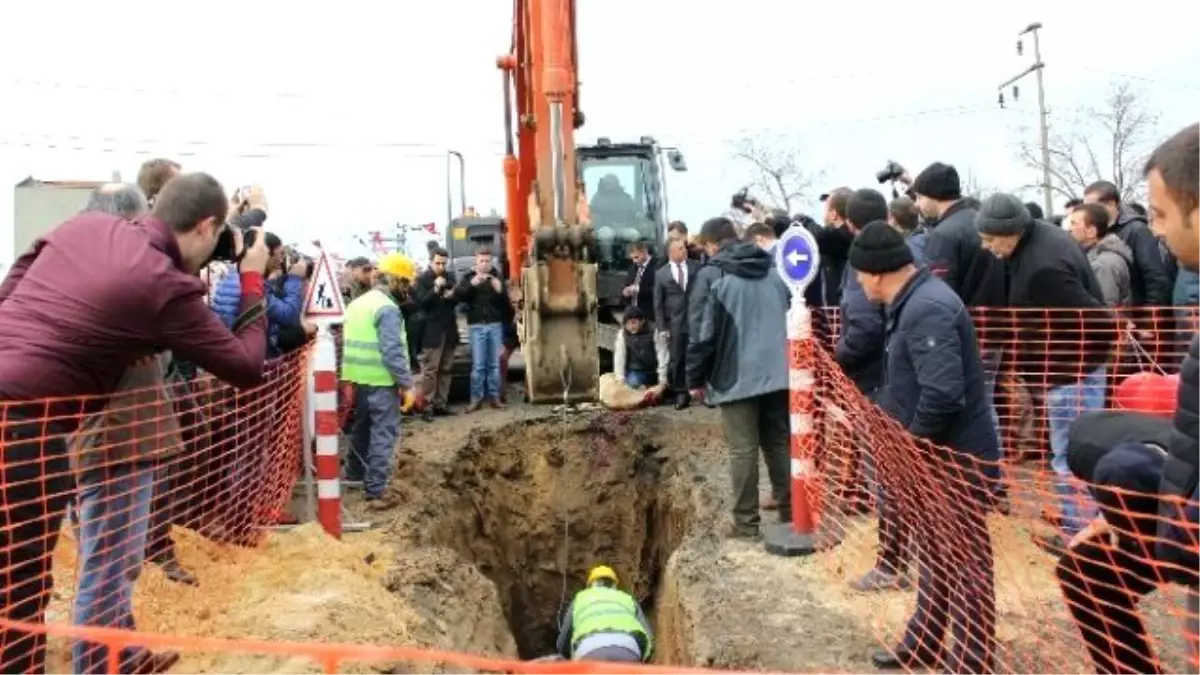 Ergene Kanalizasyon ve Yağmur Suyu İnşaatının Temeli Törenle Atıldı