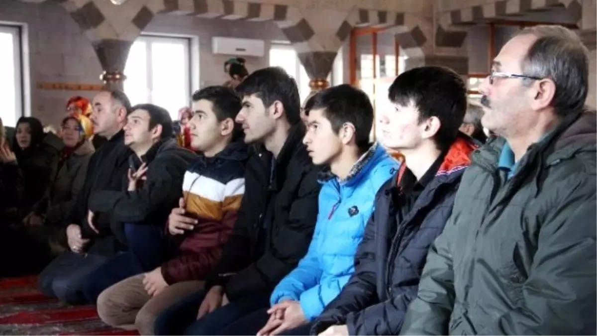 İşitme Engellilere İşaret Dili ile Hac ve Umre Provası Yaptırıldı