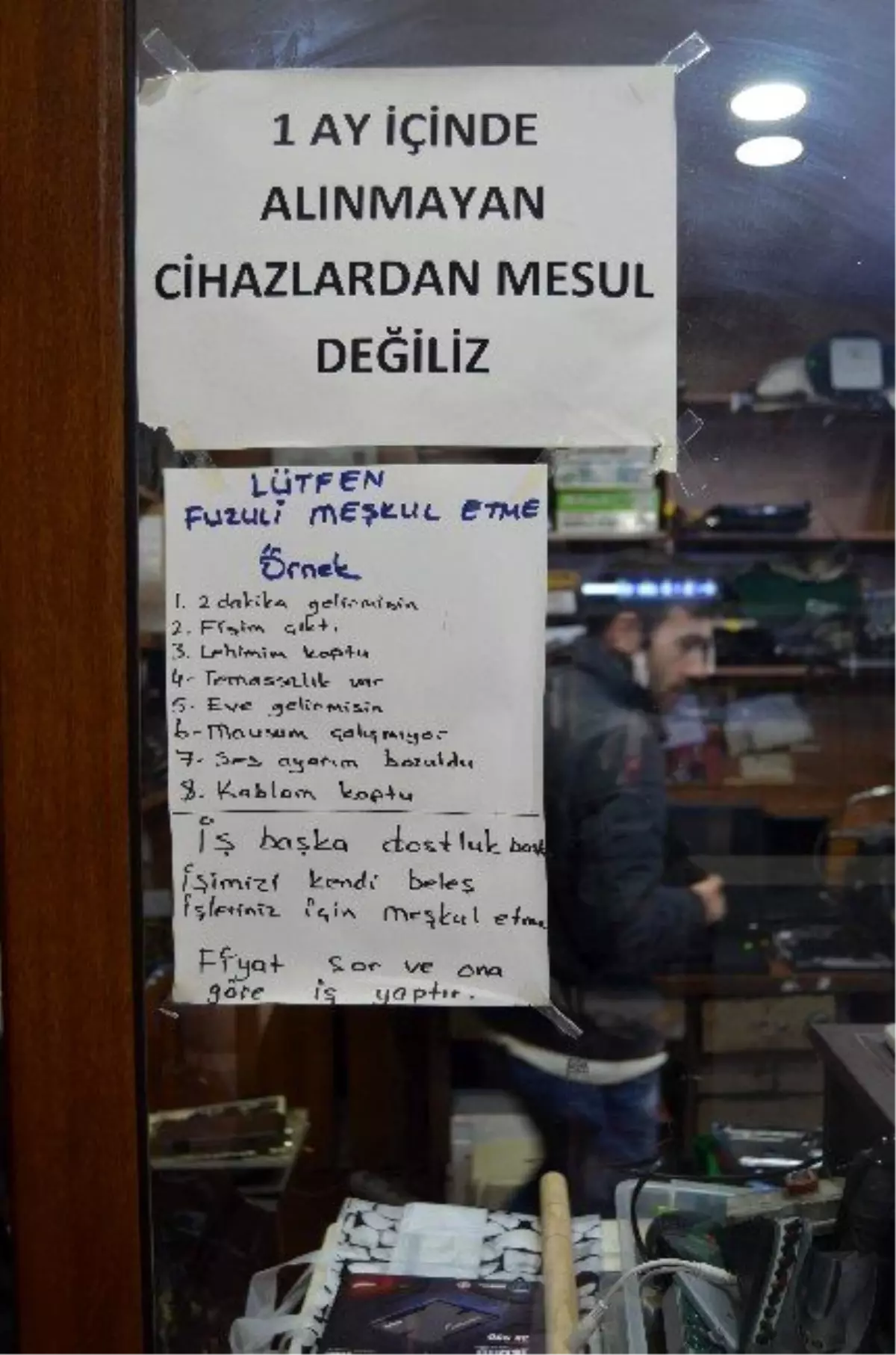 Fuzuli Meşgul Edenlere Kızan Esnaftan Uyarı