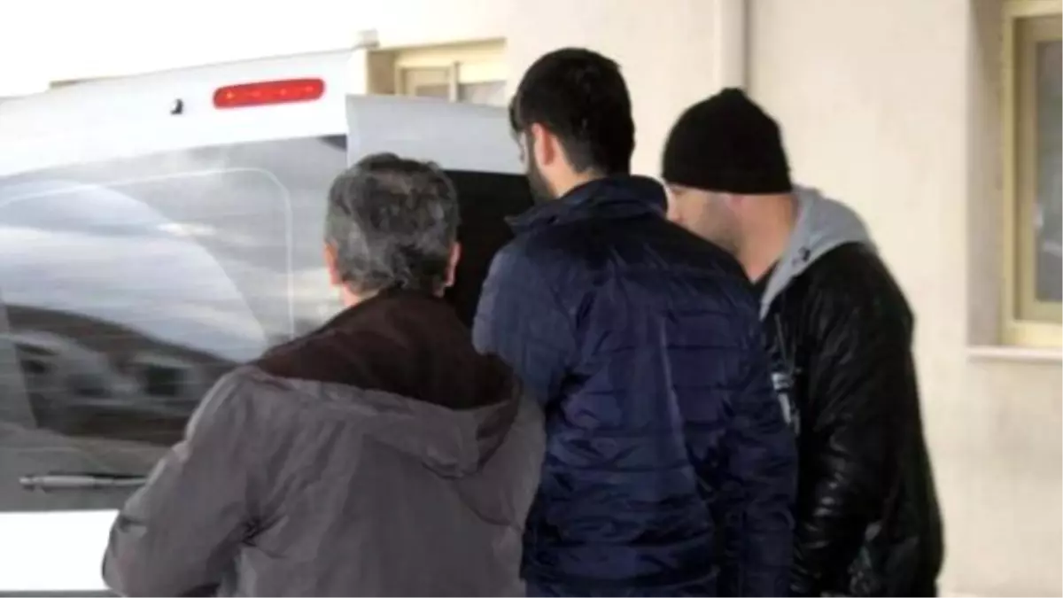 Mardin\'de Hendek Kazan PKK\'lı Şüpheli Turgutlu\'da Yakalandı