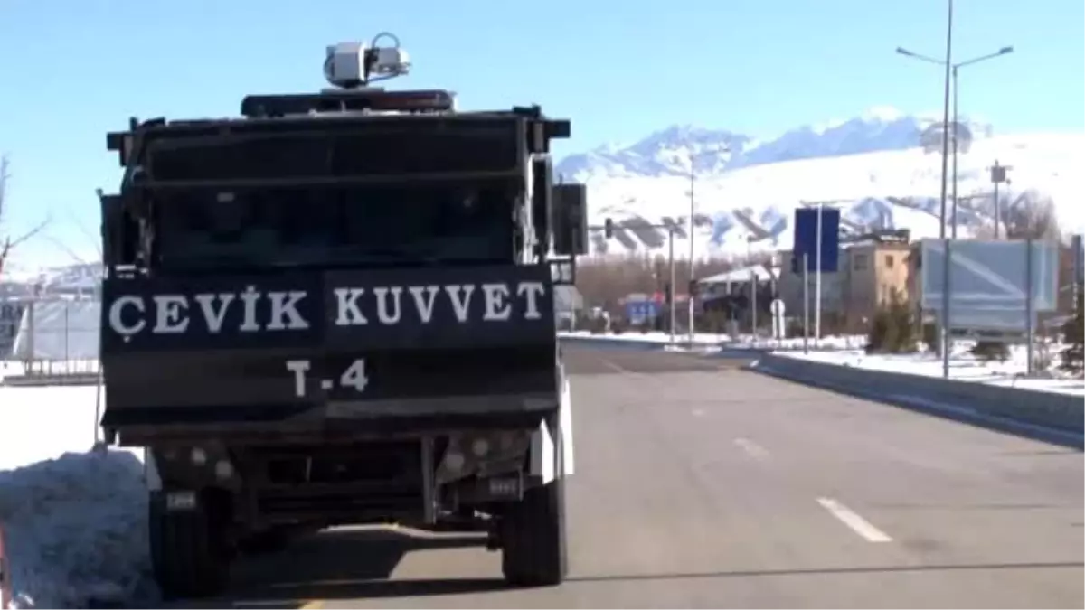 Van\'da Terör Operasyonu: 1 Polis Şehit, 12 Terörist Öldürüldü (2)