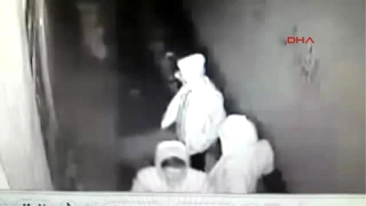 Adana - Kuaförün Öldürdüğü Hırsızlık Şüpheliler Güvenlik Kamerasında