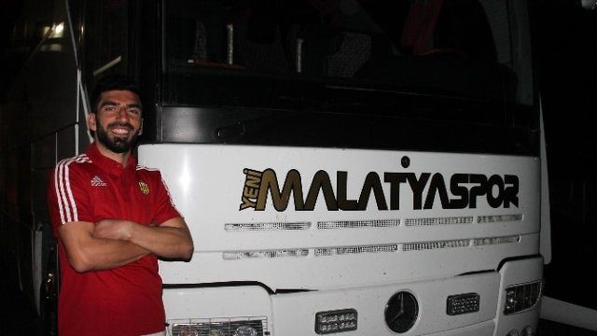 Alima Yeni Malatyaspor\'da Azad ile Yollar Ayrılıyor