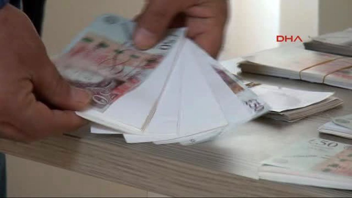 Uyanık Berber, Arkadaşının İntikamını Dolandırıcıları Polise Yakalatarak Aldı