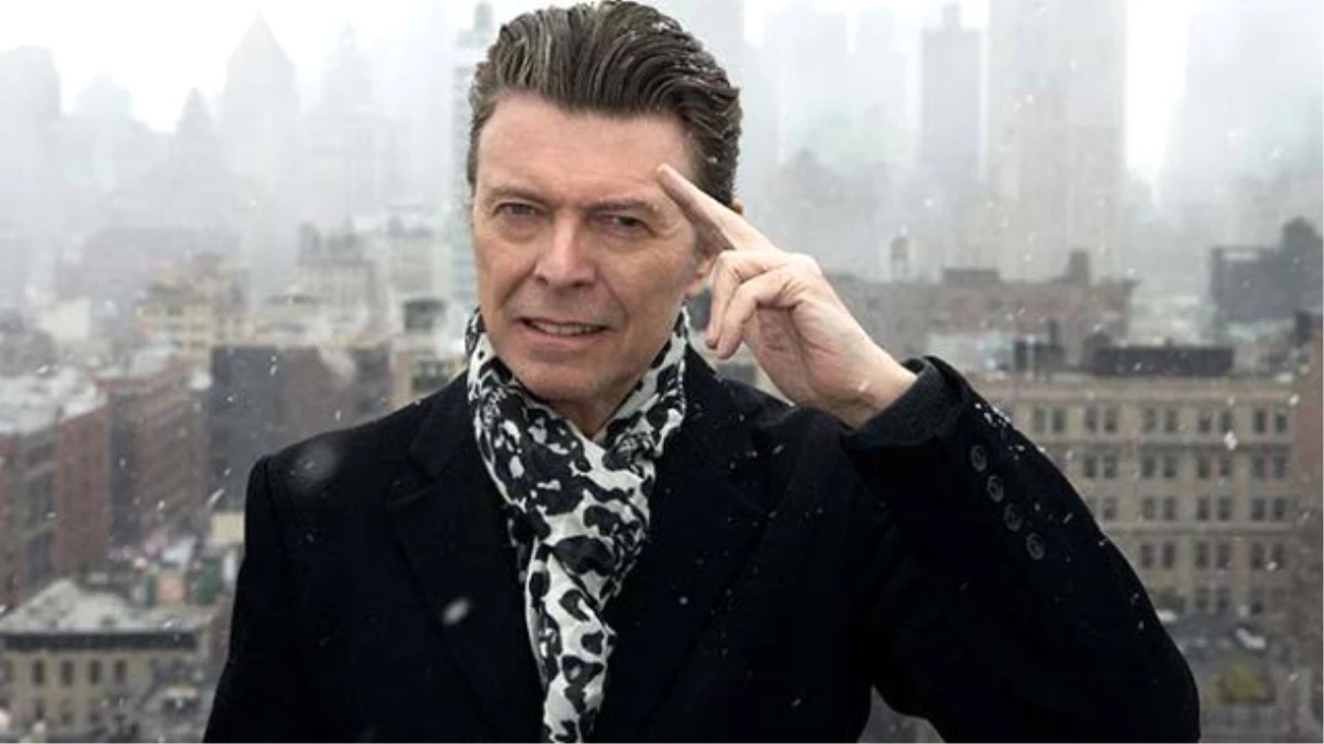İngiliz Rock Yıldızı David Bowie Hayatını Kaybetti