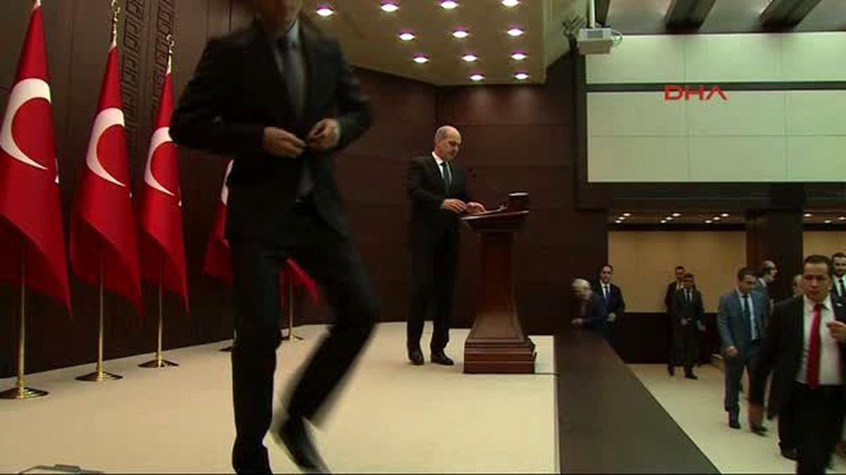 Kurtulmuş Suriyeli Mültecilere Çalışma İzni Verilmesine İlişkin Düzenleme Bakanlar Kurulu\'na...