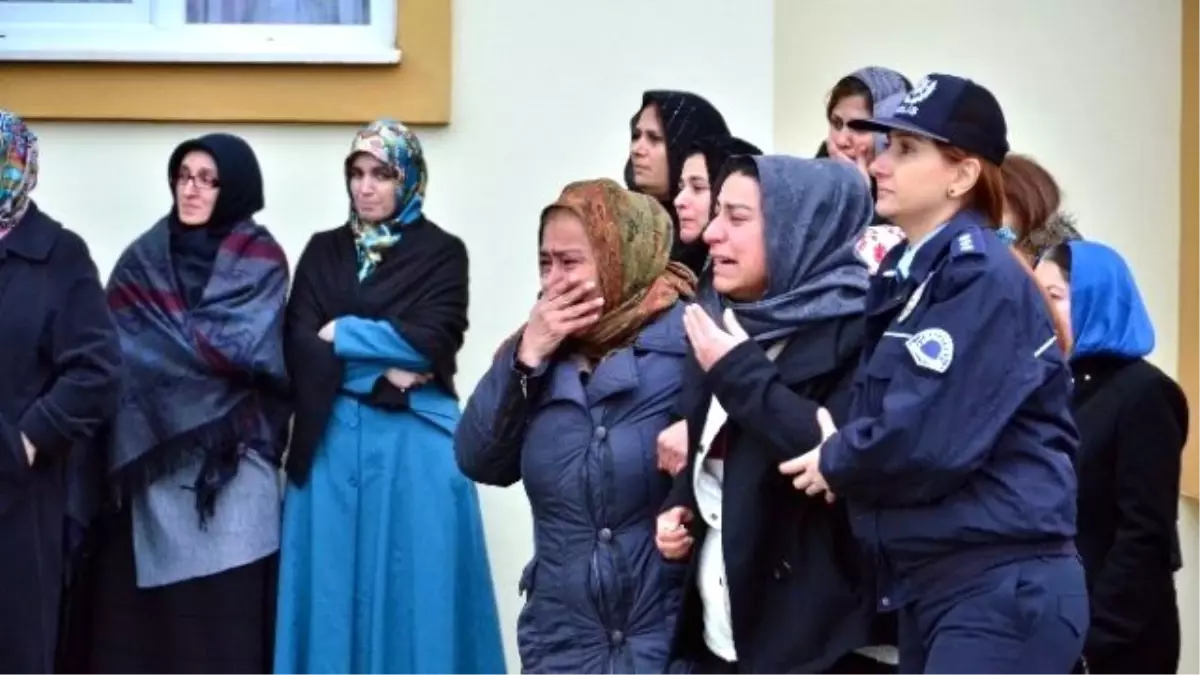 Şehit Polis, Baba Ocağına Helallik İçin Son Kez Getirildi