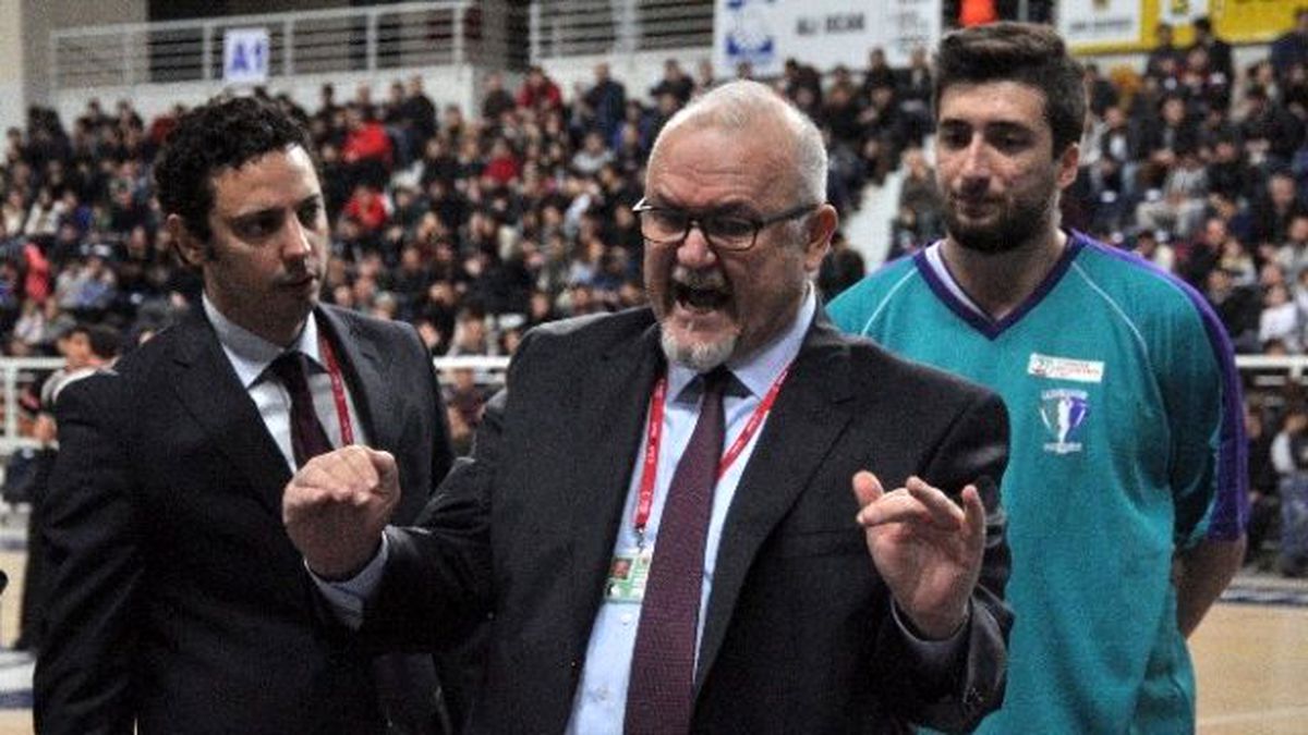 Sinpaş Denizli Basket\'te Yüzler Gülüyor