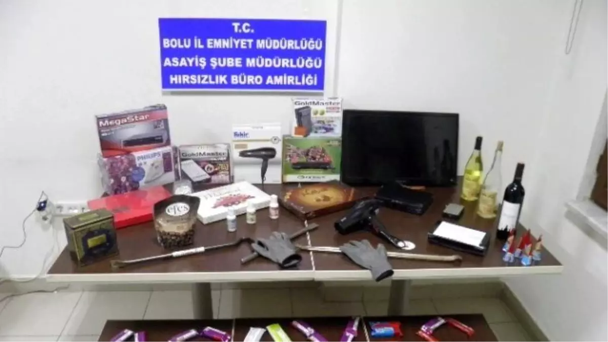 13 Yıldır Kaçan Firari, Soygun Yaparken Yakalandı
