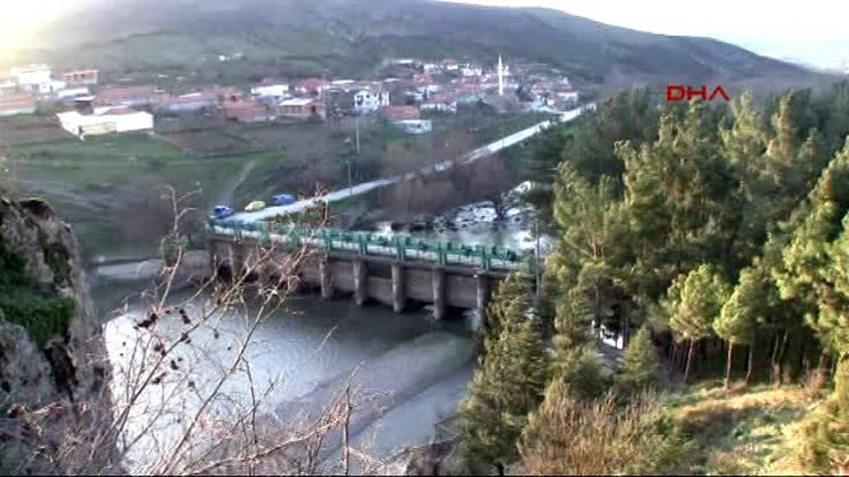 Bigadiç Jandarmanın Aradığı Kadın Ölü Bulundu