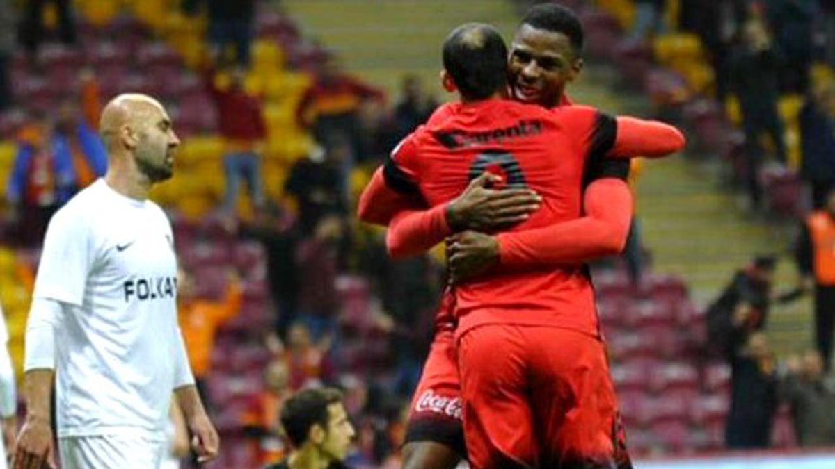 G.saray Lider Çıkmak İstiyor