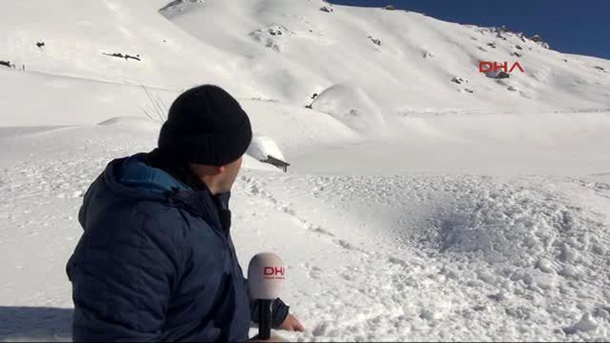 Hakkari\'de Karla Zorlu Mücadele