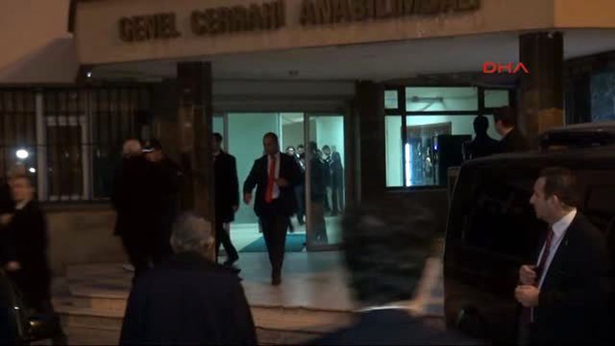 İçişleri Bakanı Efkan Ala Cerrahpaşa\'daki Yaralıları Ziyaret Etti