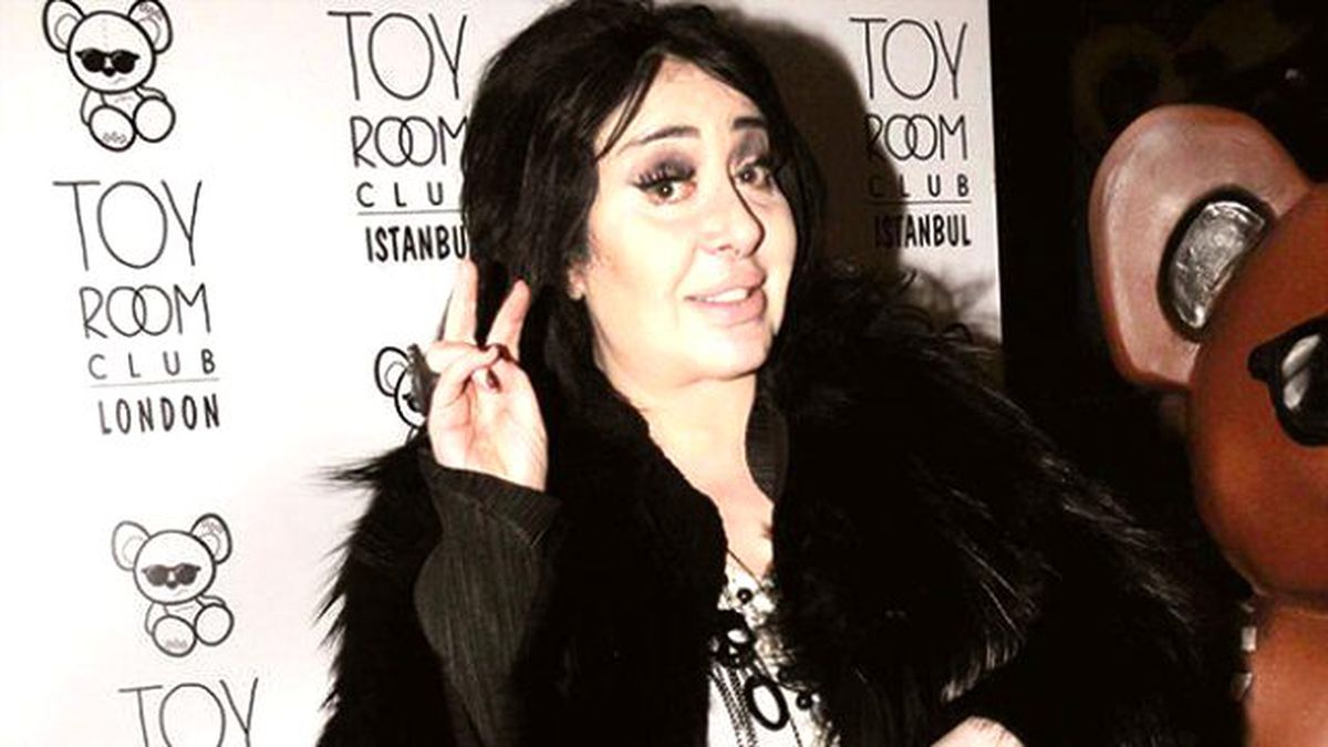 Nur Yerlitaş Hayranlarına Müjdeyi Verdi