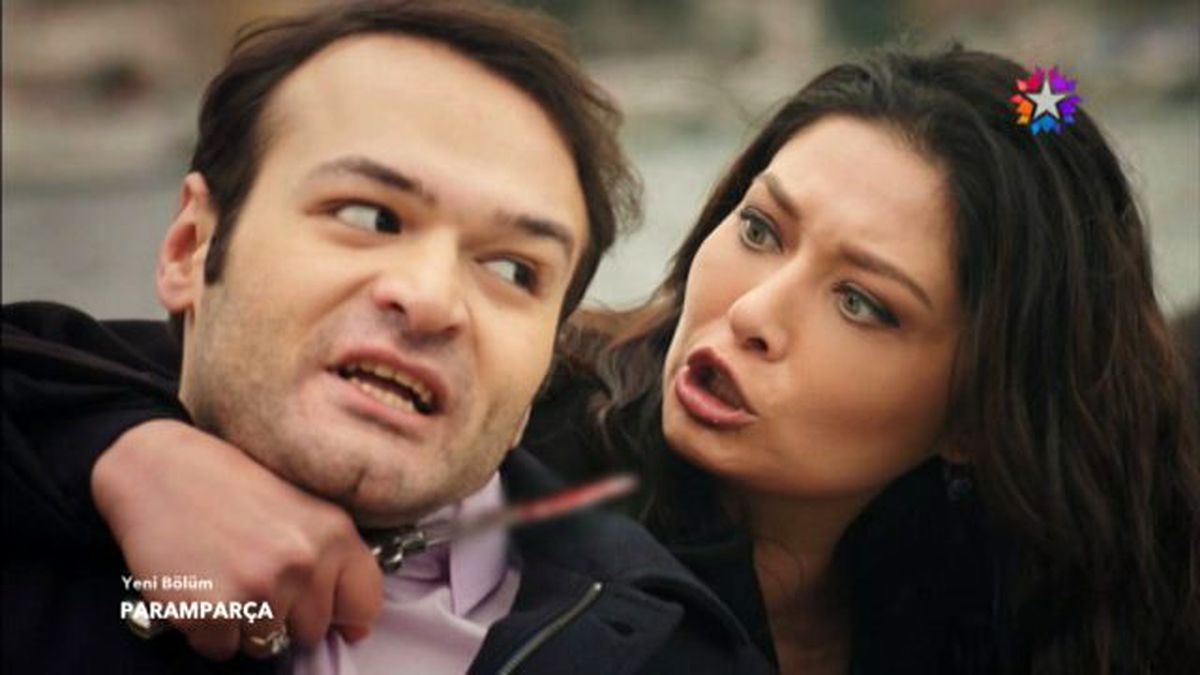 Nurgül Yeşilçay, Toplumsal Mesaj İçin Bıçağa Sarıldı