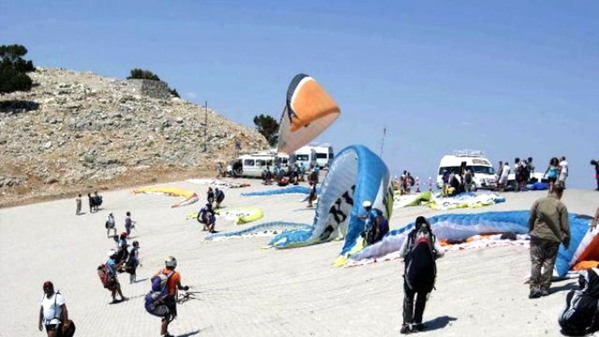 Babadağ\'dan Geçen Yıl 121 Bin Paraşüt Havalandı