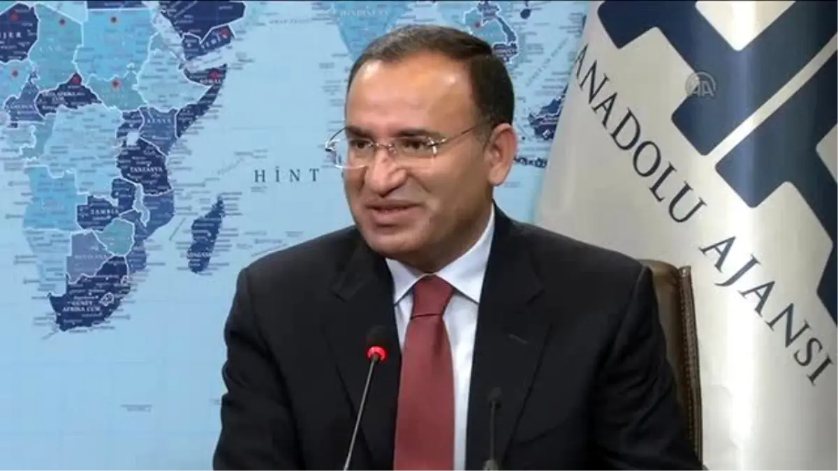 Bozdağ: "Başkanlık Sistemi Ön Yargılara Kurban Edilen Bir Sistem"