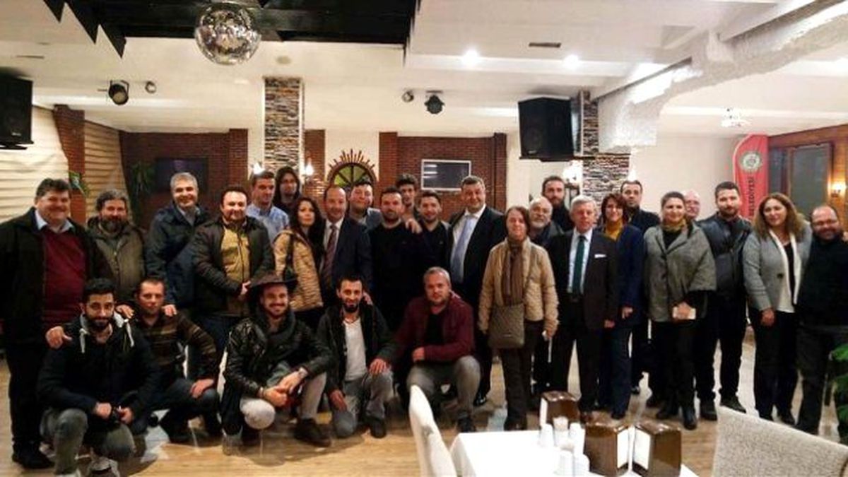 Edirne Belediye Başkanı Gürkan\'dan Yerel Gazetelere Destek
