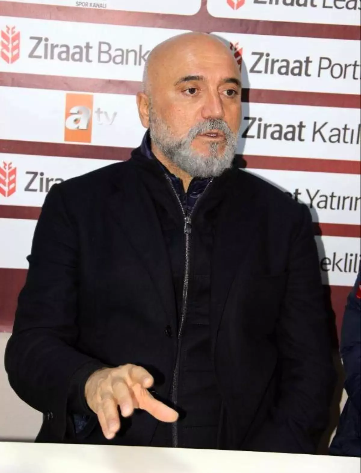 Hikmet Karaman Stattan Şikayetçi