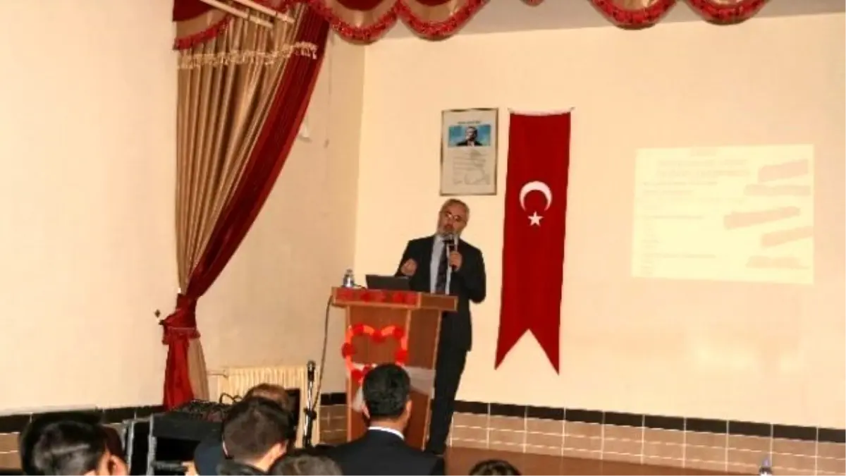 Kulu\'da Öğrencilere Uyuşturucu Semineri Verildi