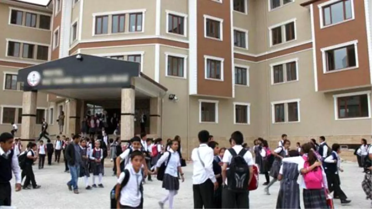 MEB de Başbakanlık\'a Uydu! Okullara \'Cuma Namazı\' Genelgesi