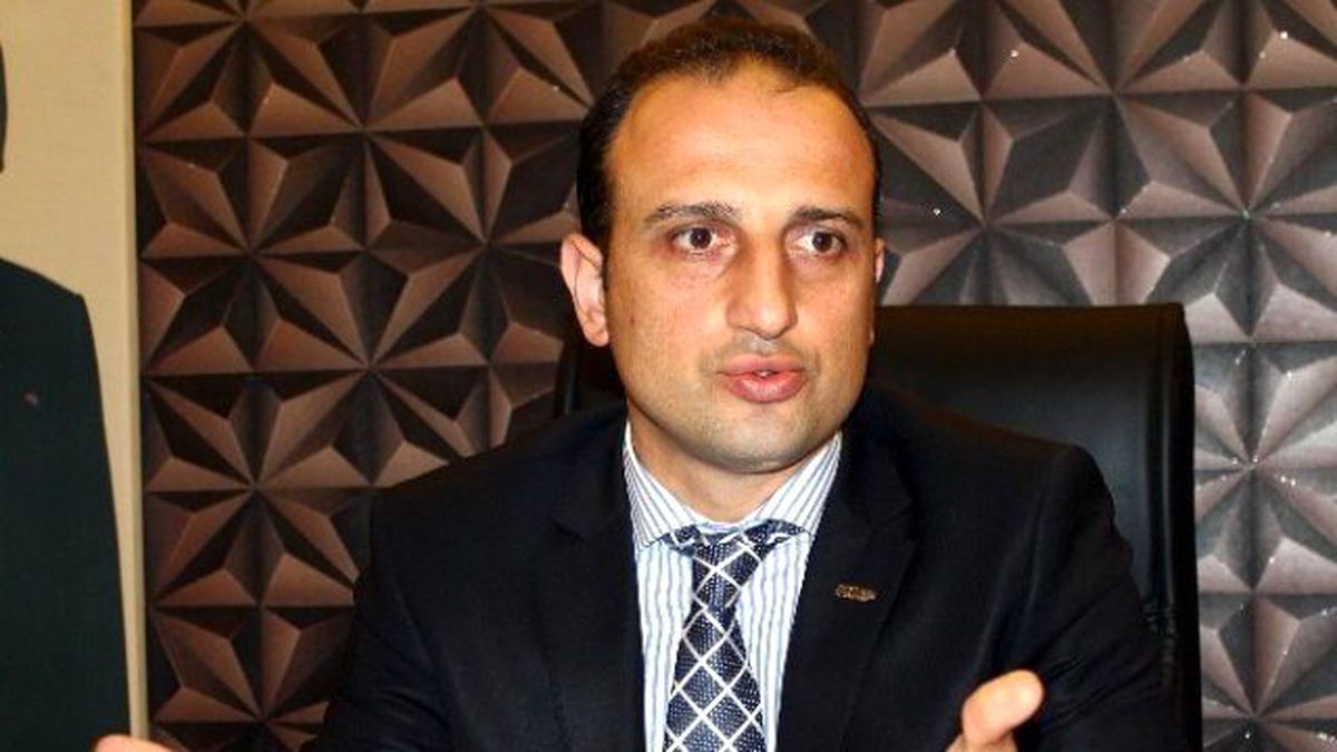 MHP\'den O Akademisyenlere Tepki