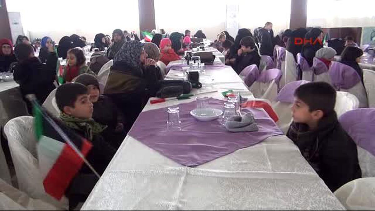 Reyhanlı Kuveytli İşadamı, Suriyeli Yetim Çocuklara 50\'şer Dolar Dağıttı