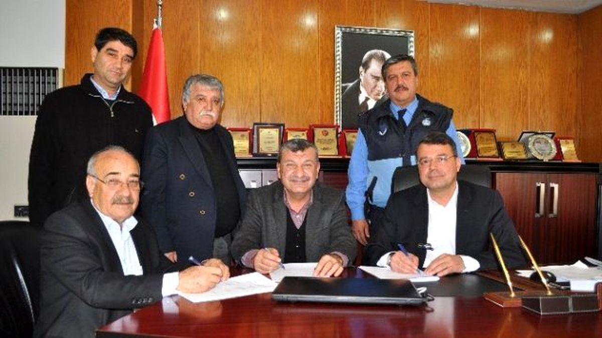 Silifke Belediyesi\'nde Memurların Toplu Sözleşme Sevinci