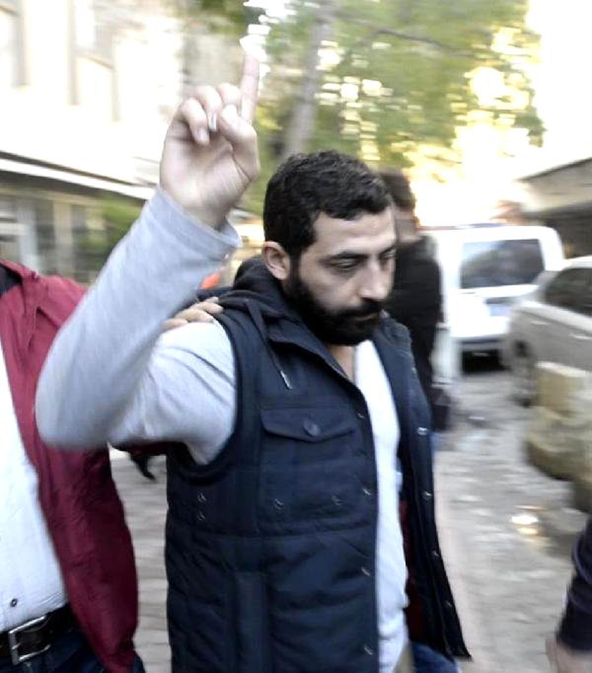 Adana\'da Işid\'e Eleman Gönderen 4 Türk Tutuklandı