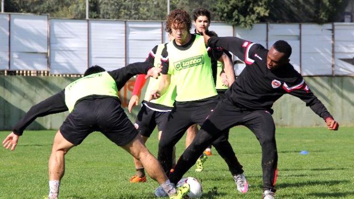 Adanaspor, Şanlıurfa\'ya Bileniyor