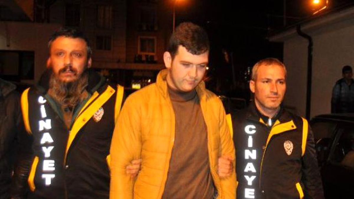 Askerden İzine Geldi Cesedi, Boş Binada Bıçaklanmış Cesedi Bulundu (2)