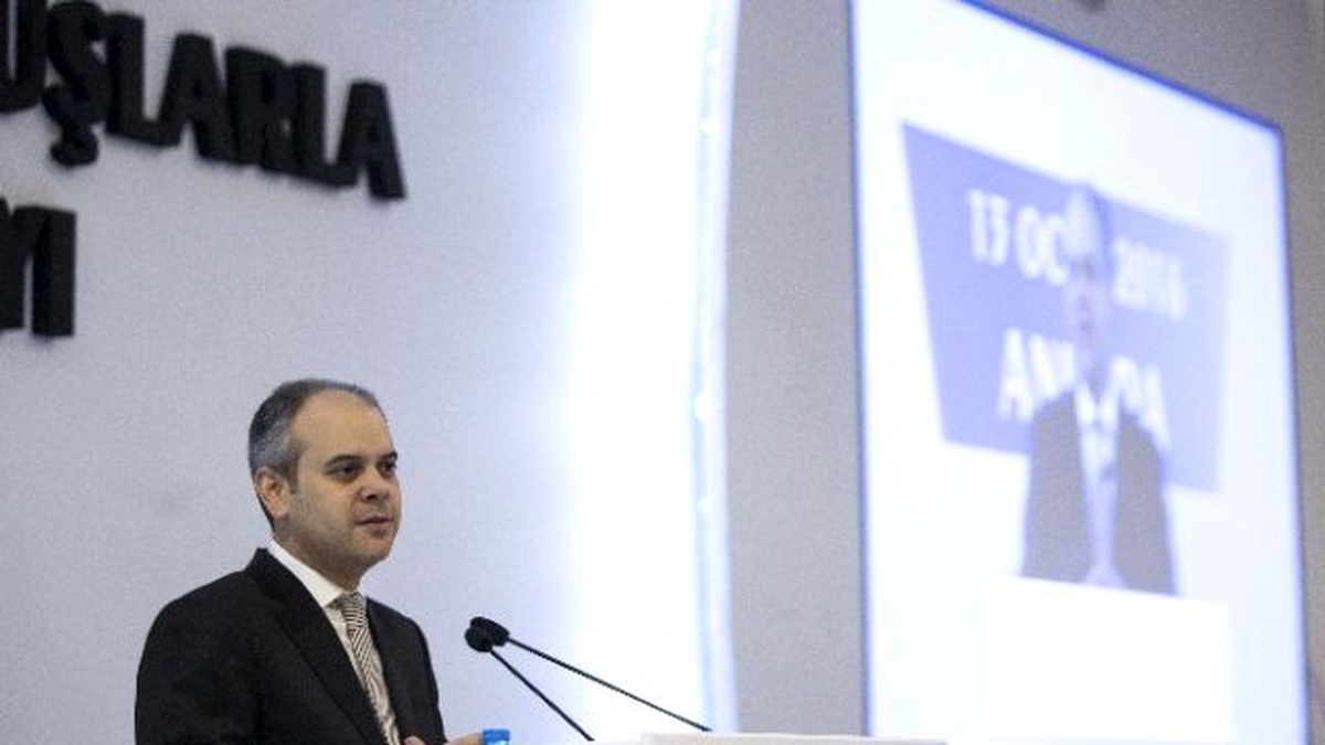 Bakan Çağatay Kılıç Gençlik Çalıştayı\'nda Konuştu Açıklaması