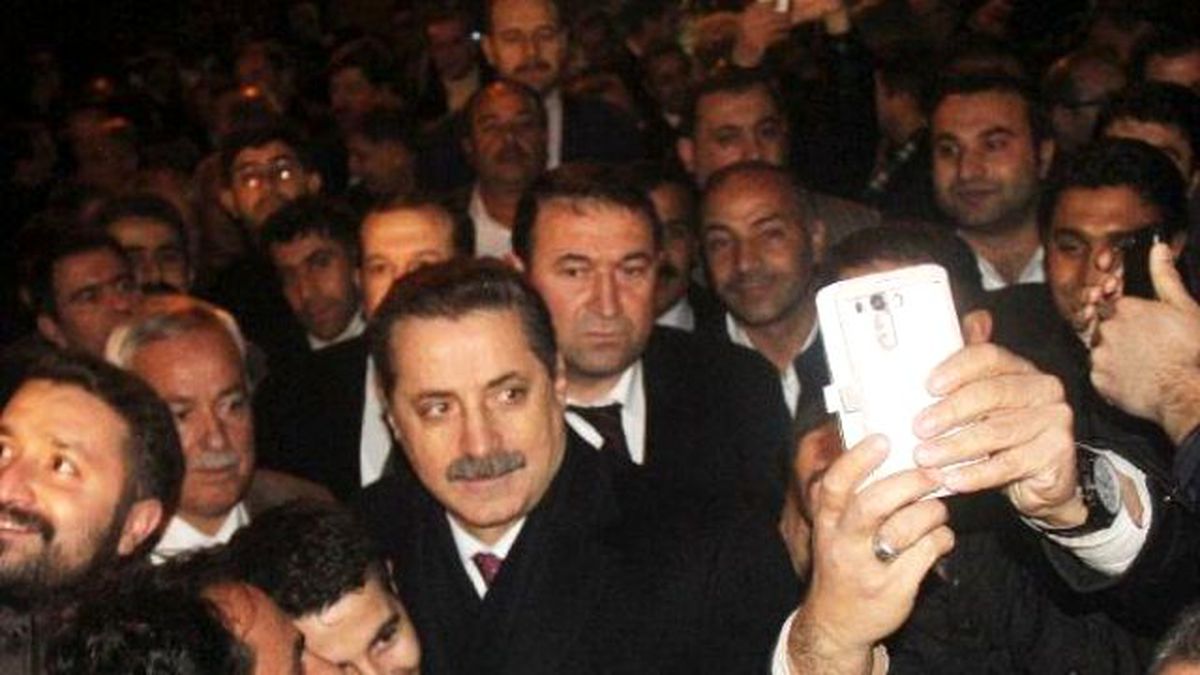 Bakan Çelik\'e Şanlıurfa\'da Yoğun İlgi