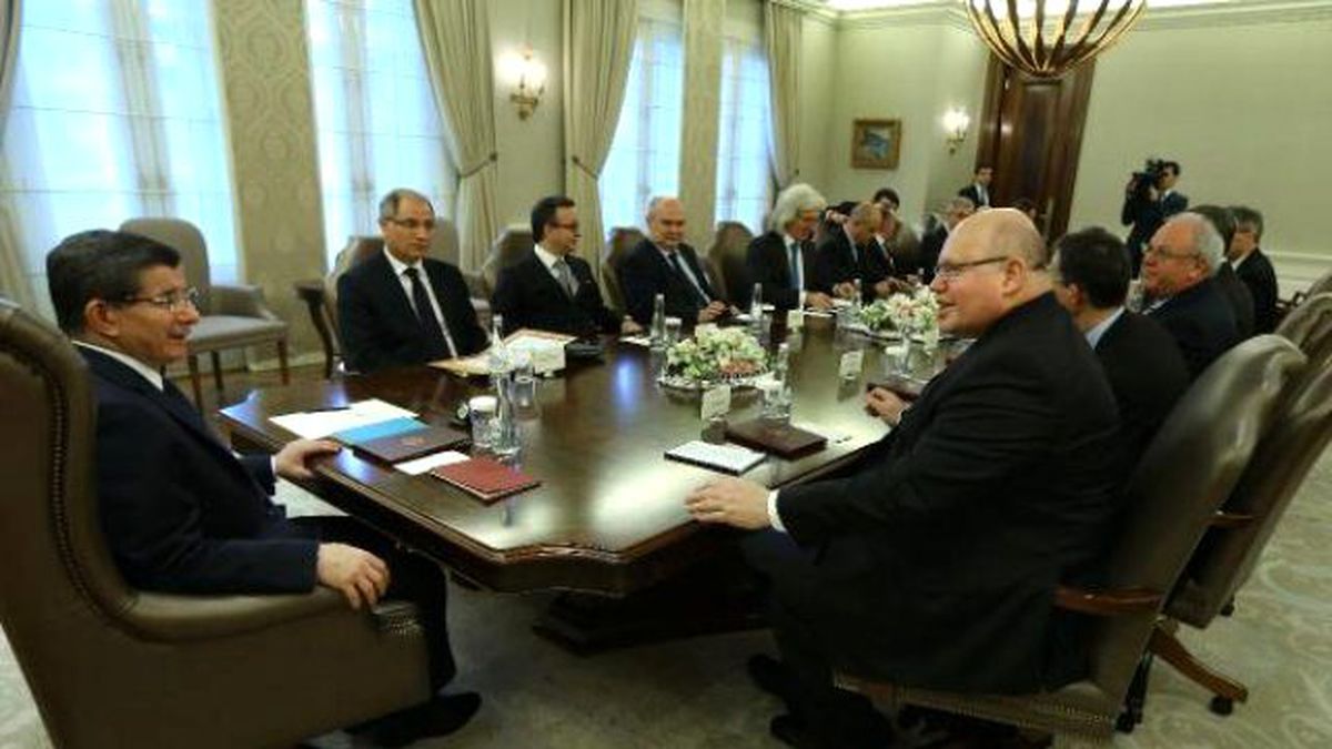 Başbakan Davutoğlu, Almanya Devlet Bakanı Peter Altmeier\'i Kabul Etti