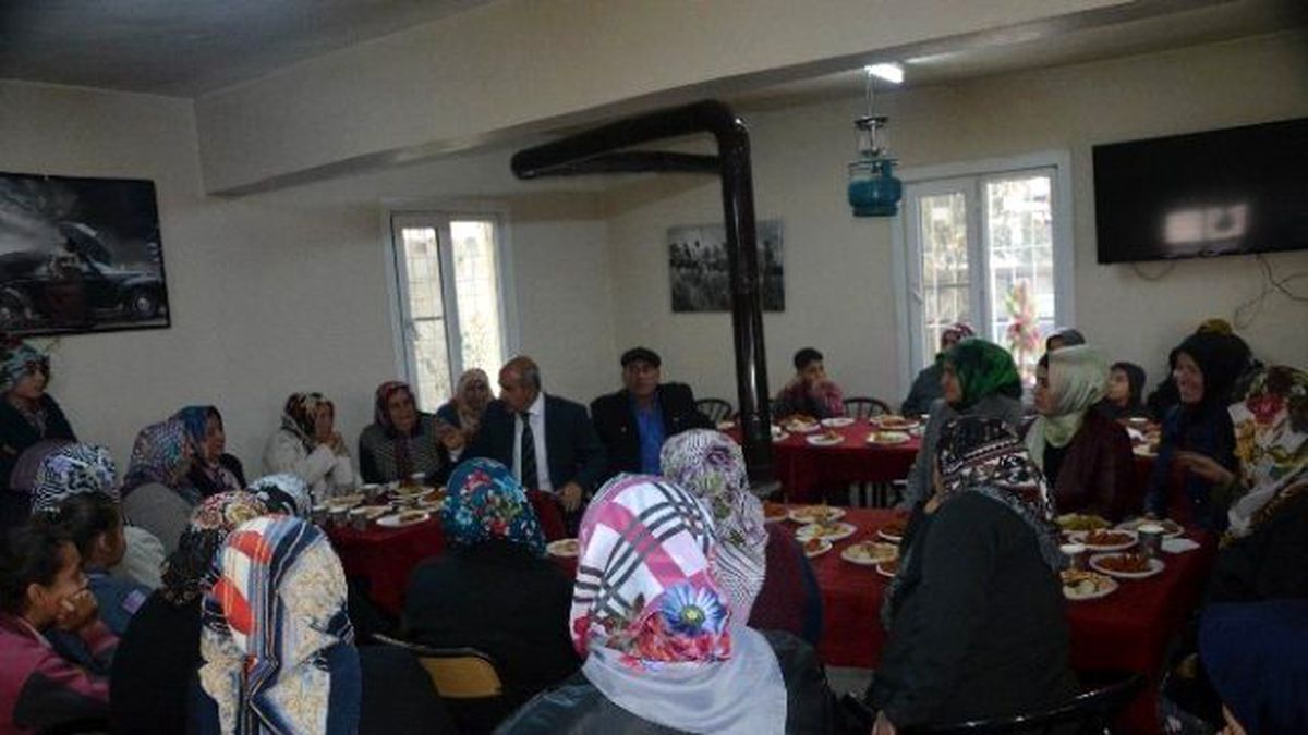 Başkan Kara Ev Toplantılarına Devam Ediyor