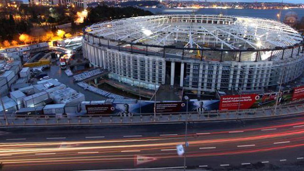 Beşiktaş Yönetimi İkiye Bölündü!