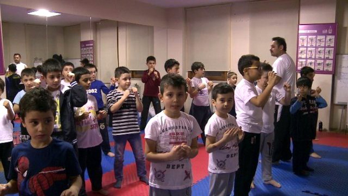 Beyoğlu\'nda Savunma Sporlarına Yoğun İlgi