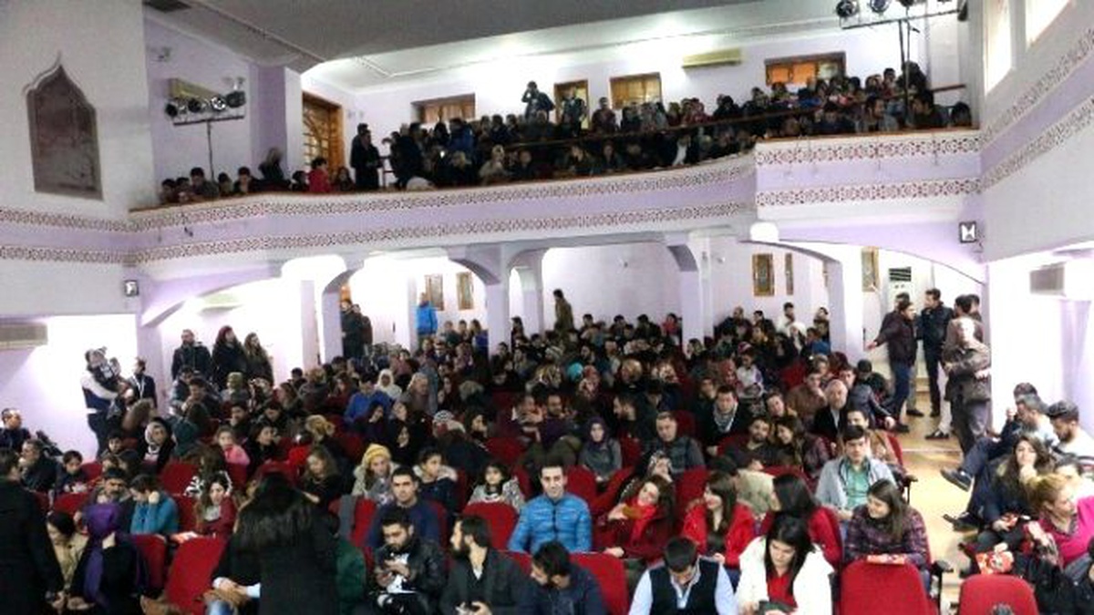 Büyükşehir Tiyatrosu İlçe Turnesine Başladı