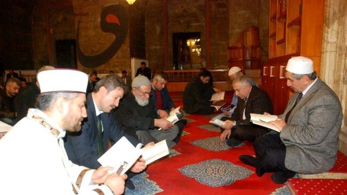 Camide Kitap Okuma Etkinliği