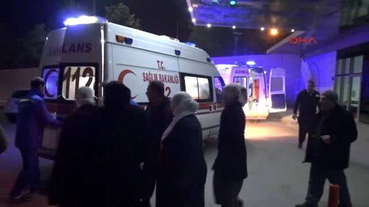 Diyarbakır Çınar\'da PKK\'lılar Emniyet\'e Bombalı Araçla Saldırdı