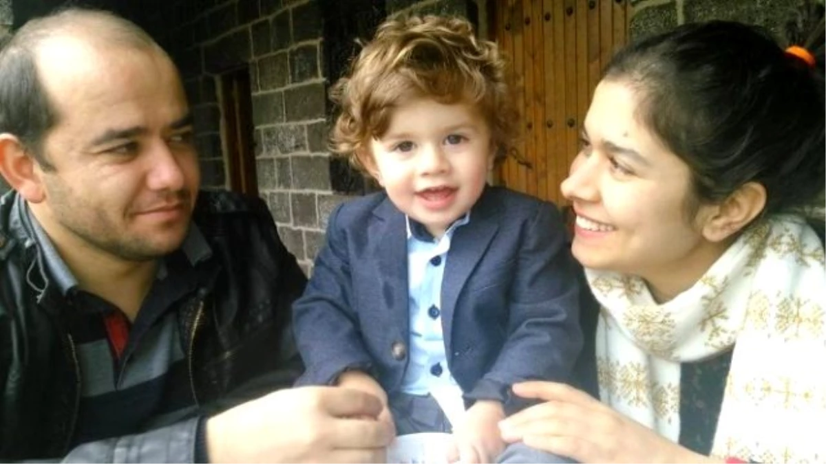 Diyarbakır\'daki Saldırıda Malatyalı Polis ile Oğlu Yaralandı, Eşi Hayatını Kaybetti