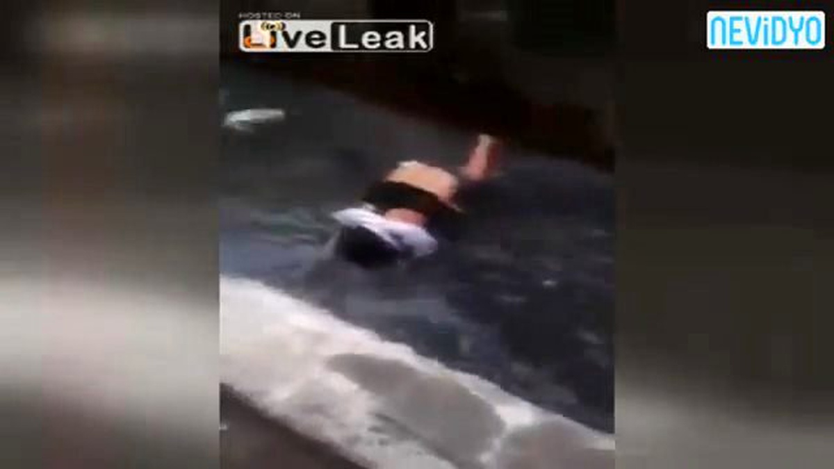 Hesaba İtiraz Eden Müşteriyi Su Kanalına Attı
