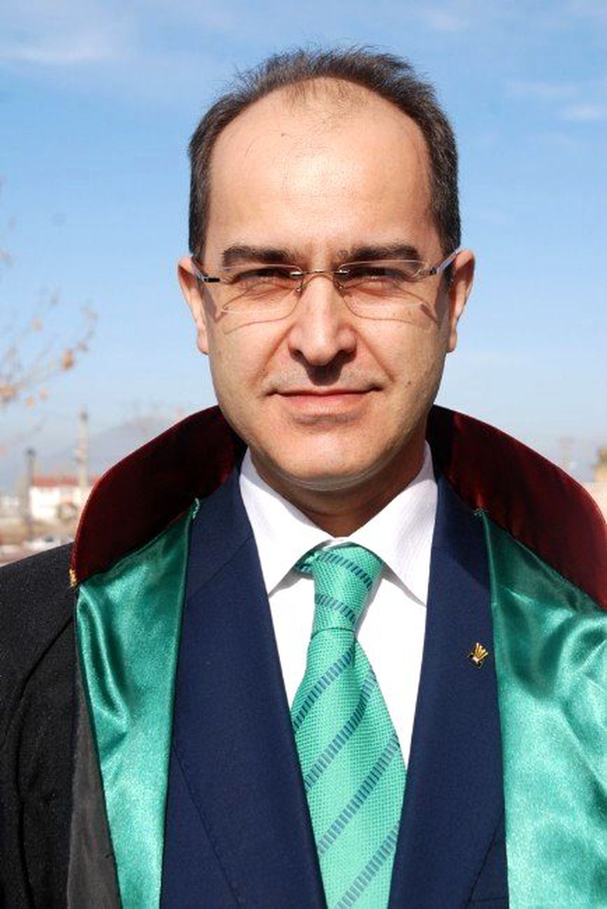 Isparta Baro Başkanı Av. Gökmen Gökmenoğlu,