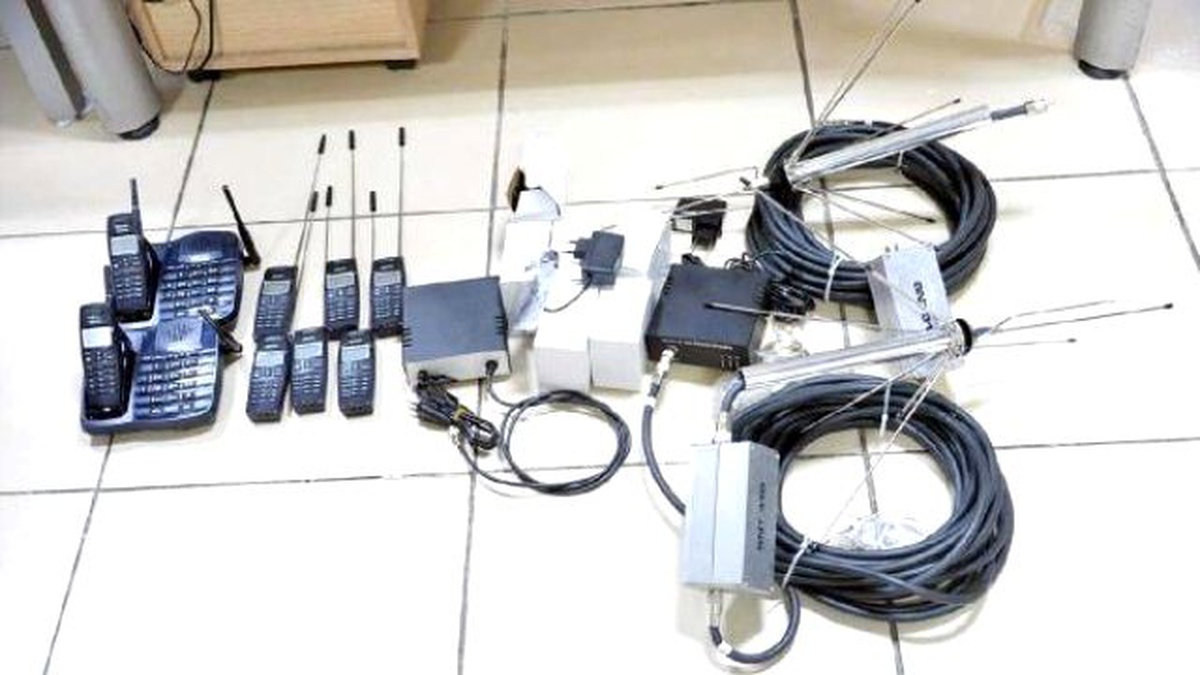 Kargodan Işid\'in Telsiz Telefonları Çıktı