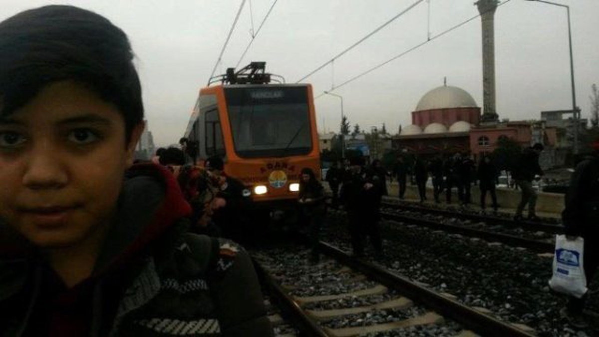 Metro Bozuldu, Raylar İstiklal Caddesi\'ne Döndü